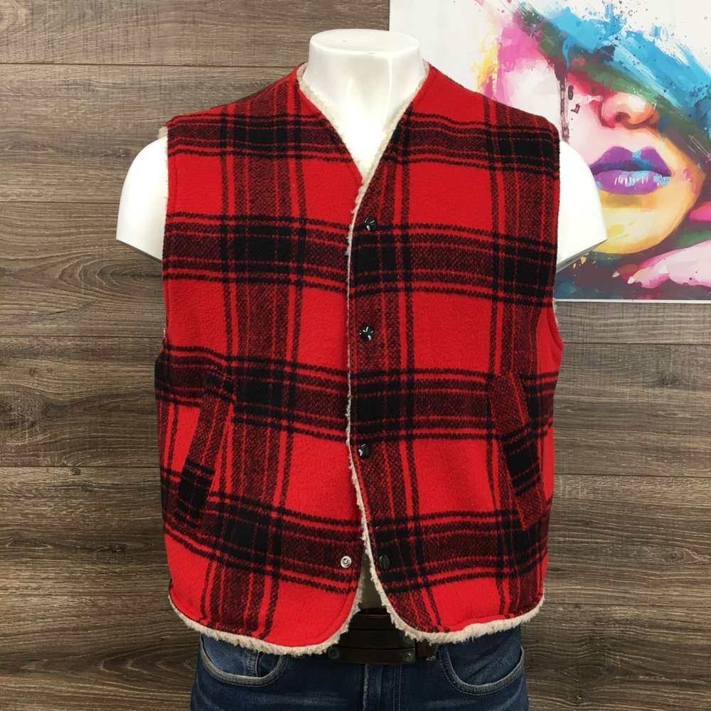VINTAGE Canyon Guide Buffalo Plaid Fleece Vest Sherpa Lined Outdoors‎ Large USA